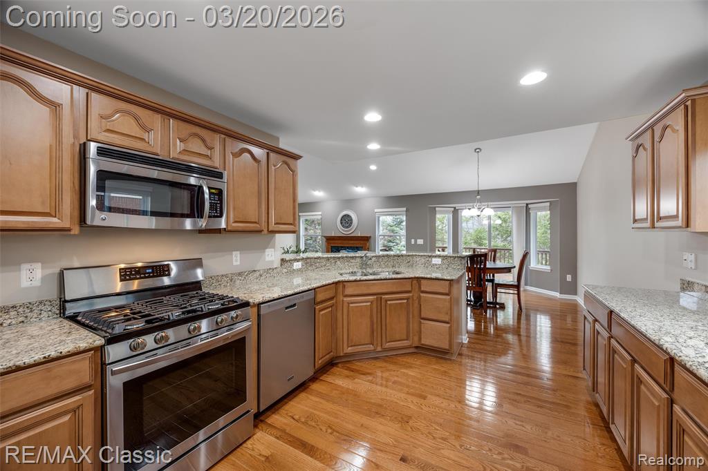 40548 Lenox Park Drive, Novi, MI 48377 — Photo 13