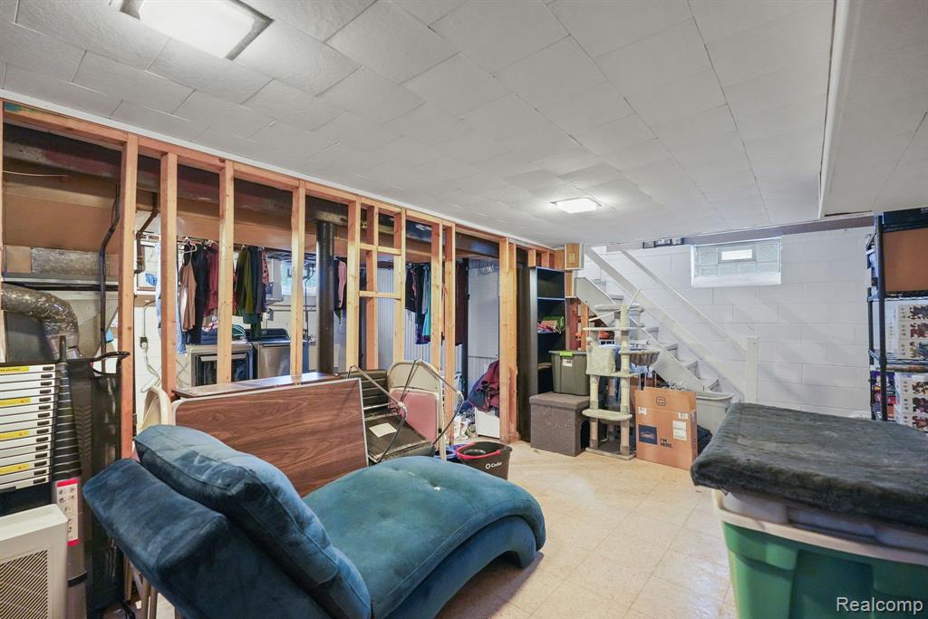 5270 LANNOO Street, Grosse Pointe, MI 48236 — Photo 24