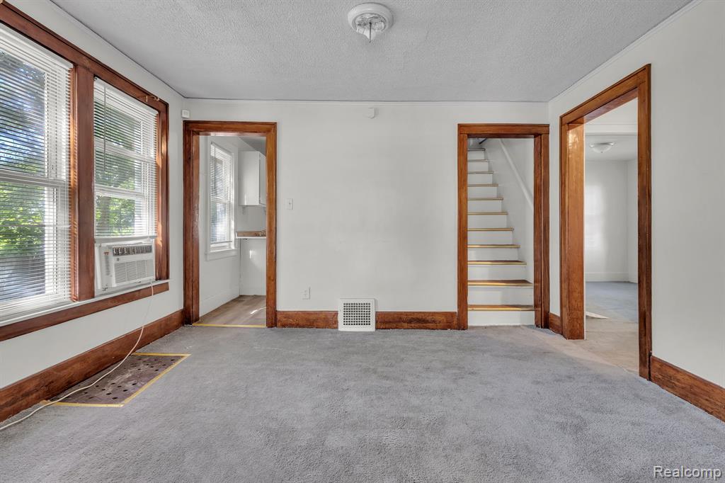 4877 Maynard Street, Detroit, MI 48215 — Photo 8