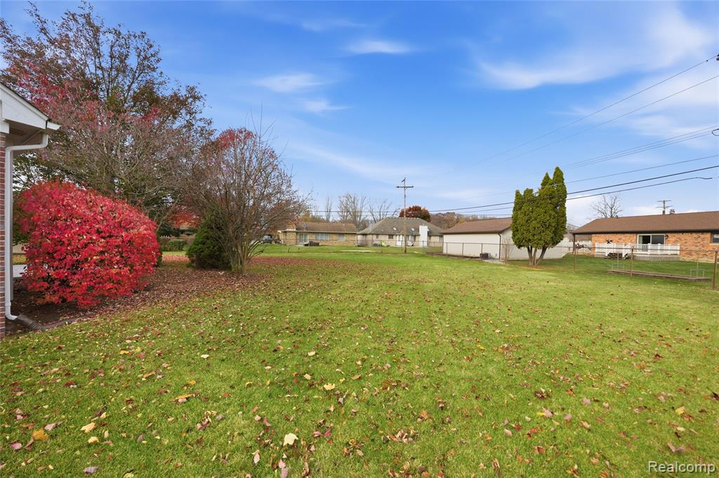 42453 Willsharon Street, Sterling Heights, MI 48314 — Photo 34