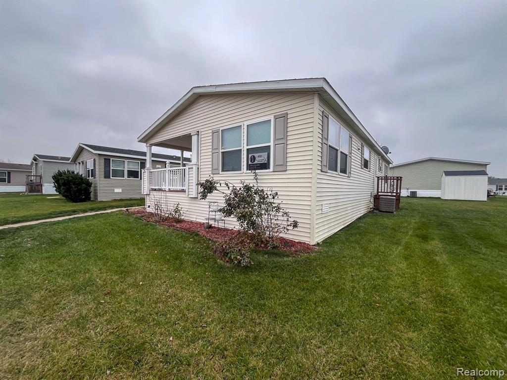 228 GREGORY MICHAEL BLVD, LOT#160, Dundee, MI 48131 — Photo 22