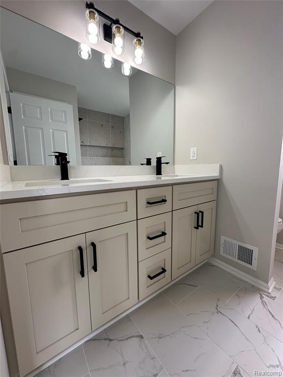 56602 Winding Creek Drive, Macomb, MI 48042 — Photo 19