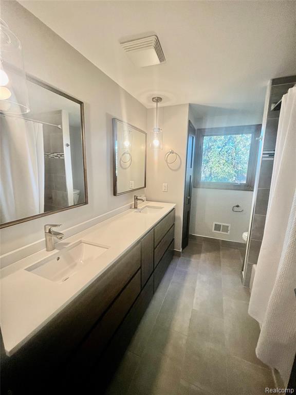 5160 Orchard Crest Drive, Troy, MI 48085 — Photo 11