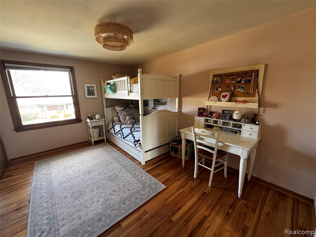 855 Avon Court, Grosse Pointe Woods, MI 48236 — Photo 16