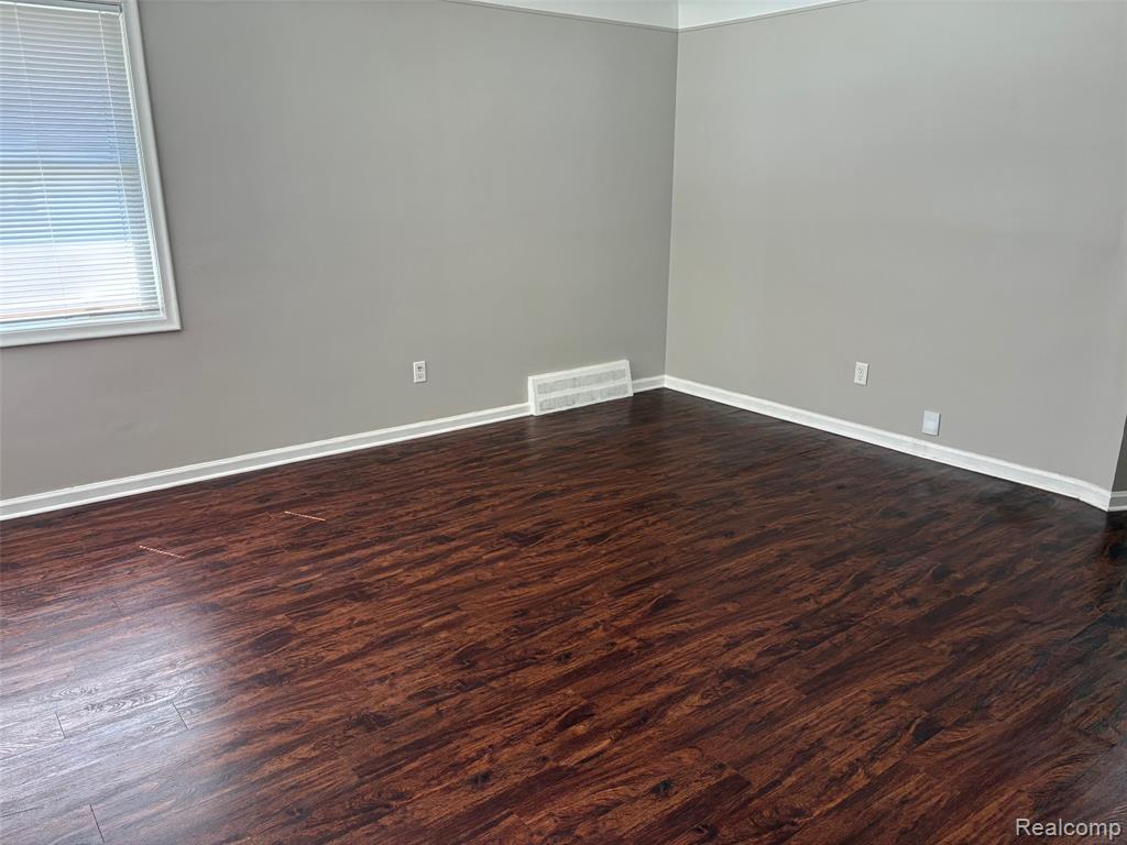 8434 Quandt Avenue, Allen Park, MI 48101 — Photo 4