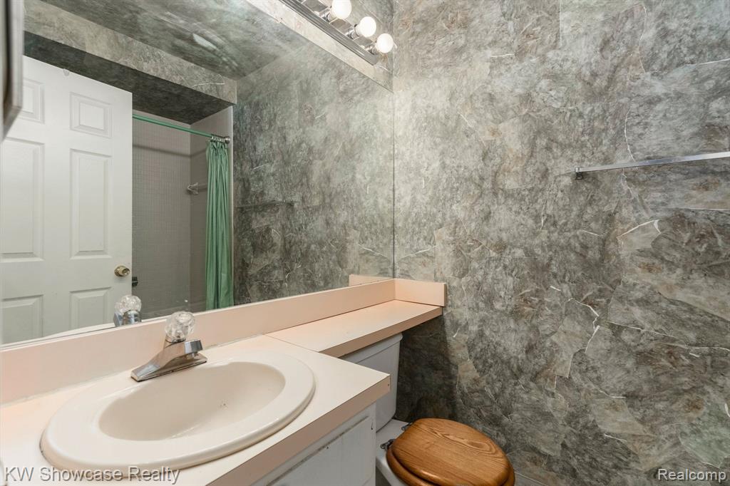 30236 SOUTHFIELD Road, 263, Southfield, MI 48076 — Photo 18