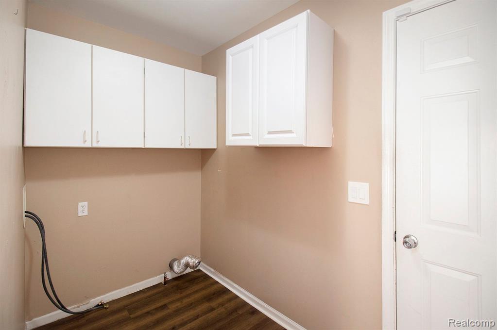 6041 TREE LINE Drive, Grand Blanc, MI 48439 — Photo 14