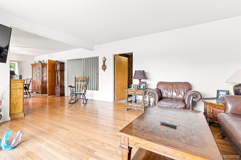 9735 Dolan Road, Columbus, MI — Photo 22