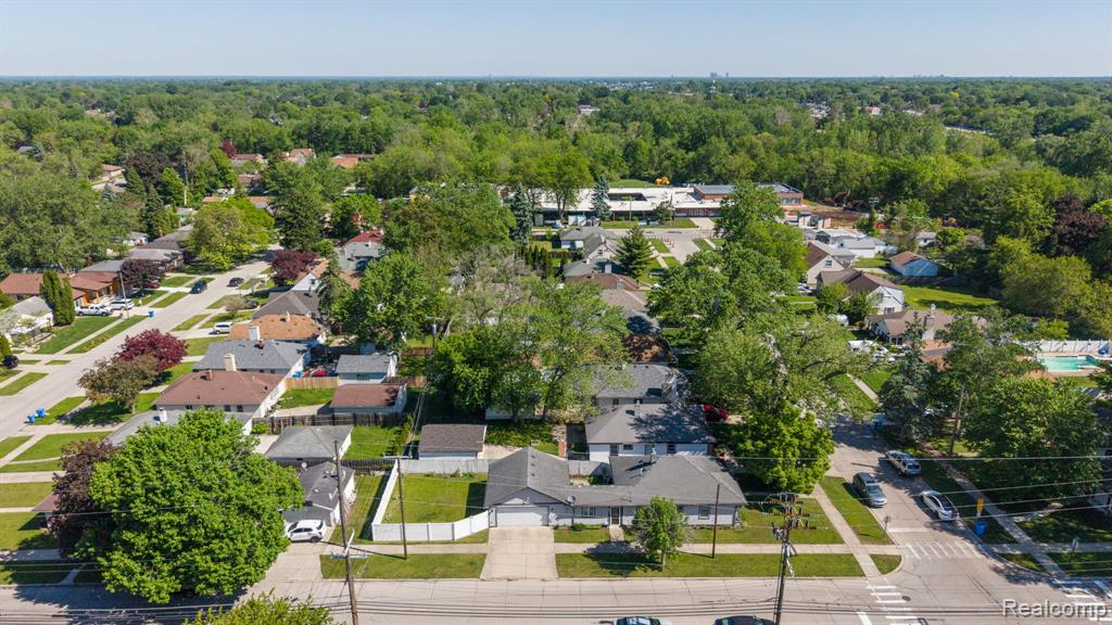 7411 N Vernon Street, Dearborn Heights, MI 48127 — Photo 30