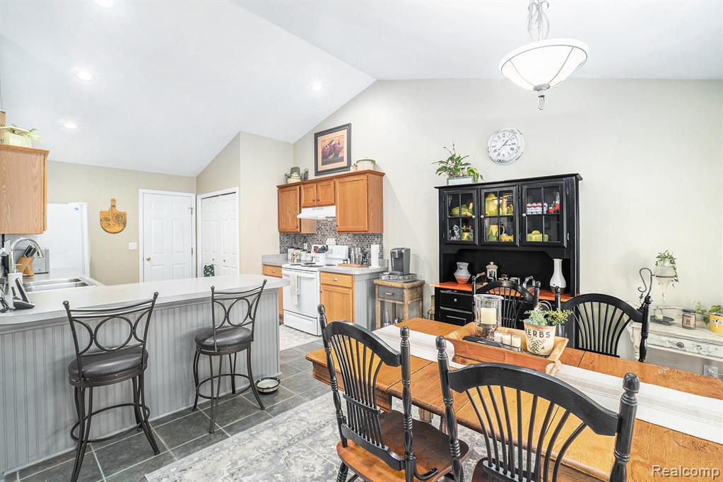 9086 Spring Brook Circle, Davison, MI, 48423