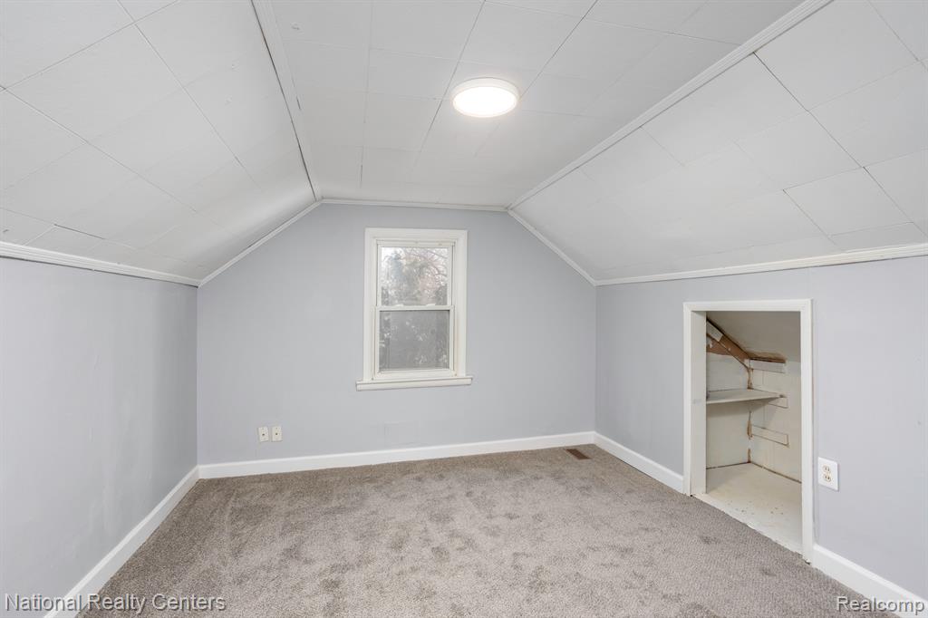 8255 GARBOR Avenue, Warren, MI 48093 — Photo 18