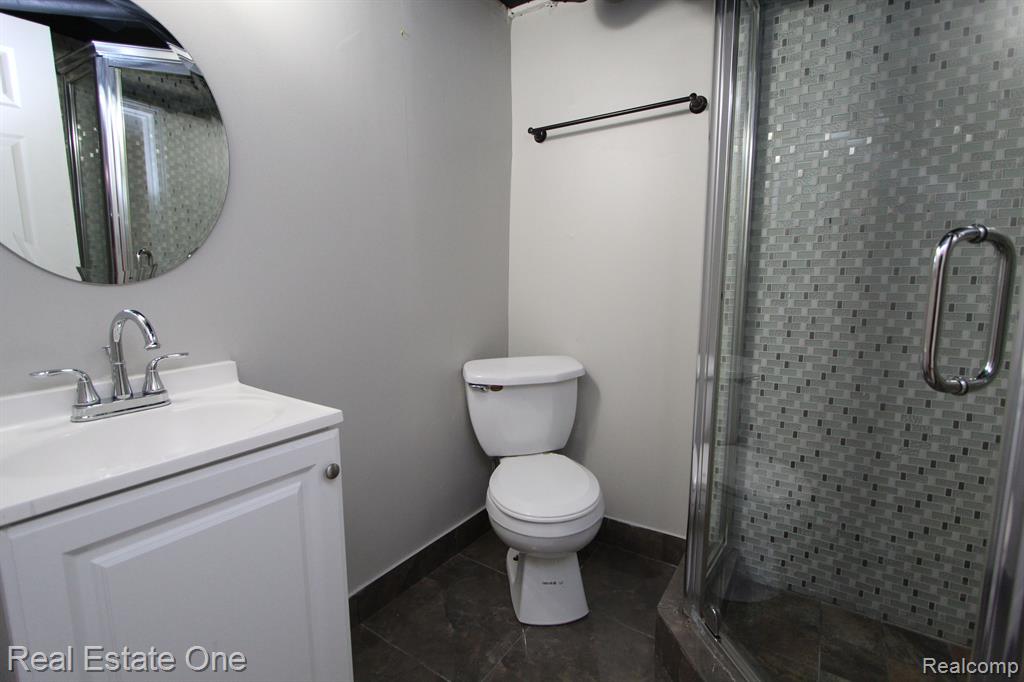 7404 PEBBLE POINT, West Bloomfield, MI — Photo 25