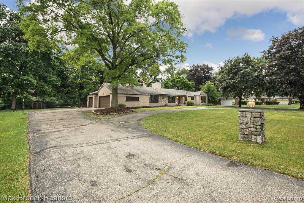 6730 Halyard Road, Bloomfield Hills, MI 48301 — Photo 7