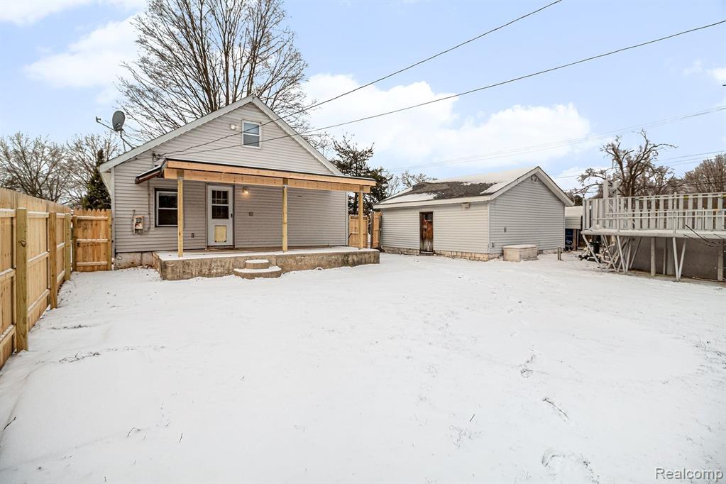 180 N Pasadena Street, Ypsilanti, MI 48198 — Photo 21