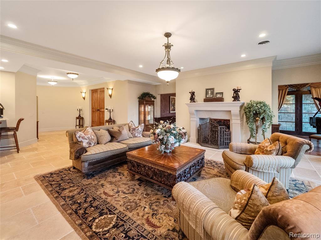 2756 Turtle Bluff Drive, Bloomfield Hills, MI, 48302