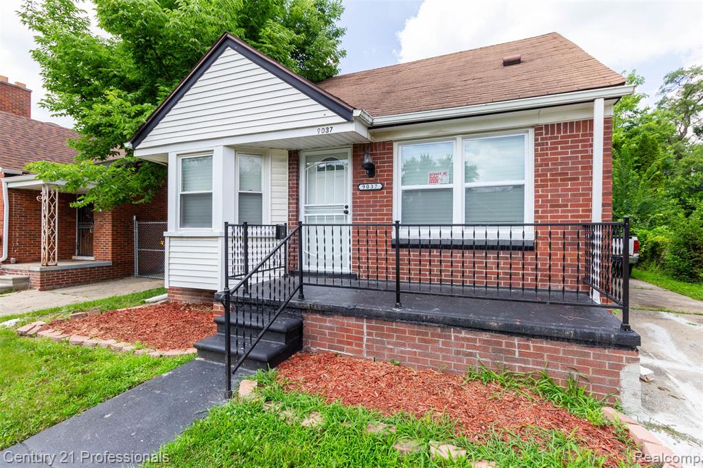 9037 Longacre Street, Detroit, MI 48228 — Photo 3