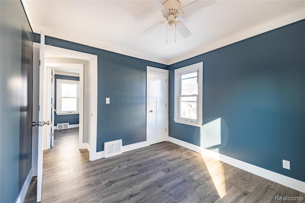 472 Mayflower Avenue, Lincoln Park, MI 48146 — Photo 17
