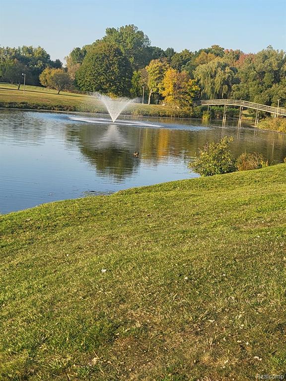 5377 Breeze Hill Place, Troy, MI 48098 — Photo 55