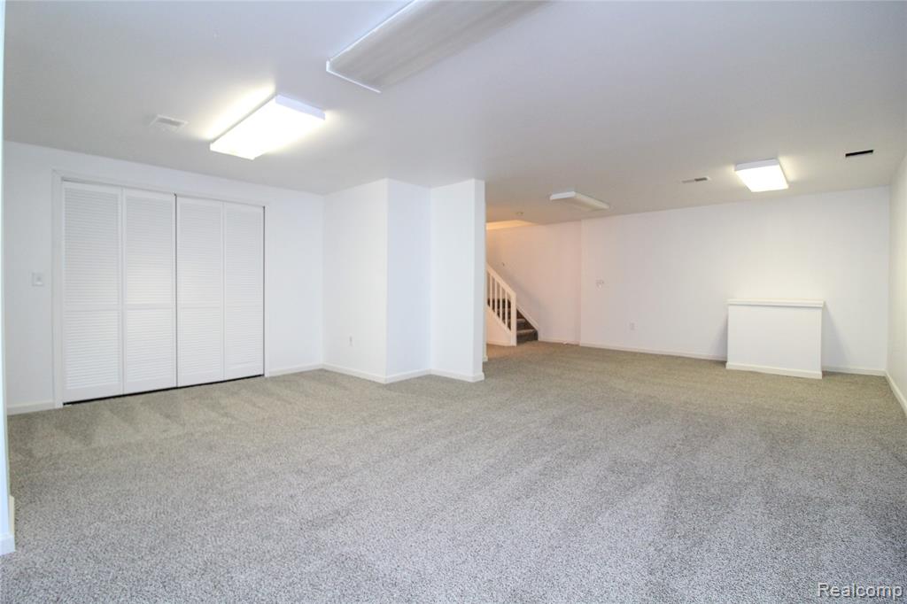5562 Cary Drive, Ypsilanti, MI 48197 — Photo 40