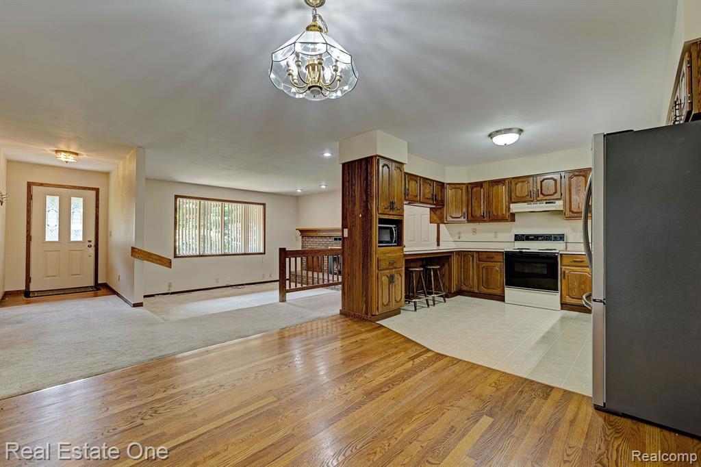 2225 LYNN Road, Sanford, MI 48657 — Photo 11