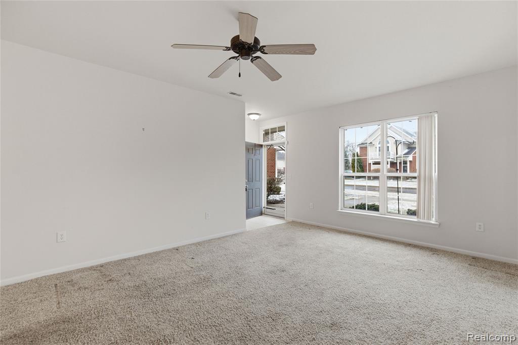 26985 Carrington Place, Harrison Township, MI — Photo 4