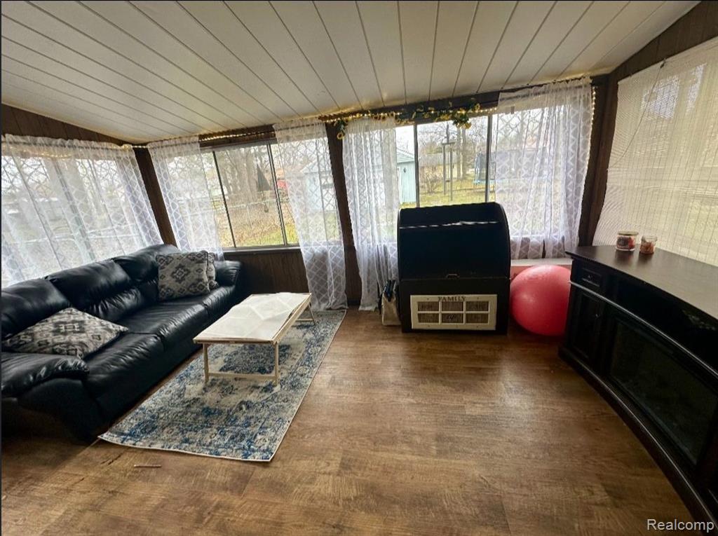 4050 DEVONSHIRE Road, Fort Gratiot, MI 48059 — Photo 20