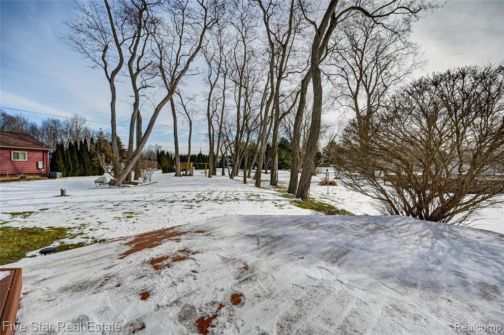 4950 Whitlow Court, Commerce Twp, MI 48382 — Photo 51