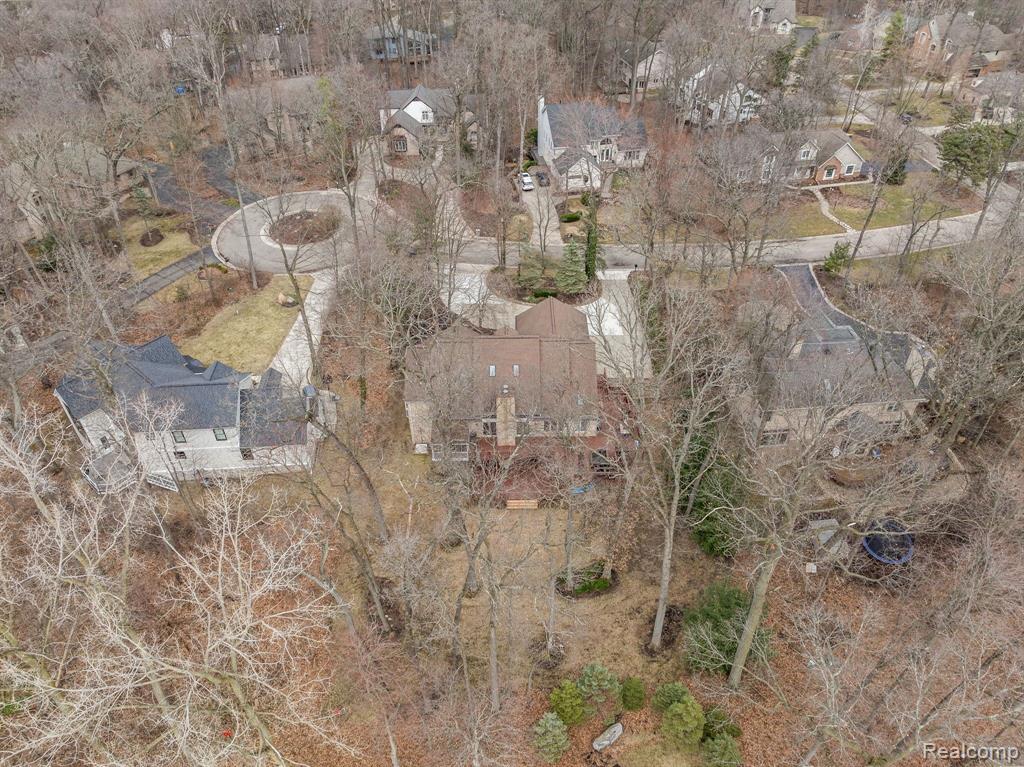 7111 Elder Court S, West Bloomfield, MI 48324 — Photo 4