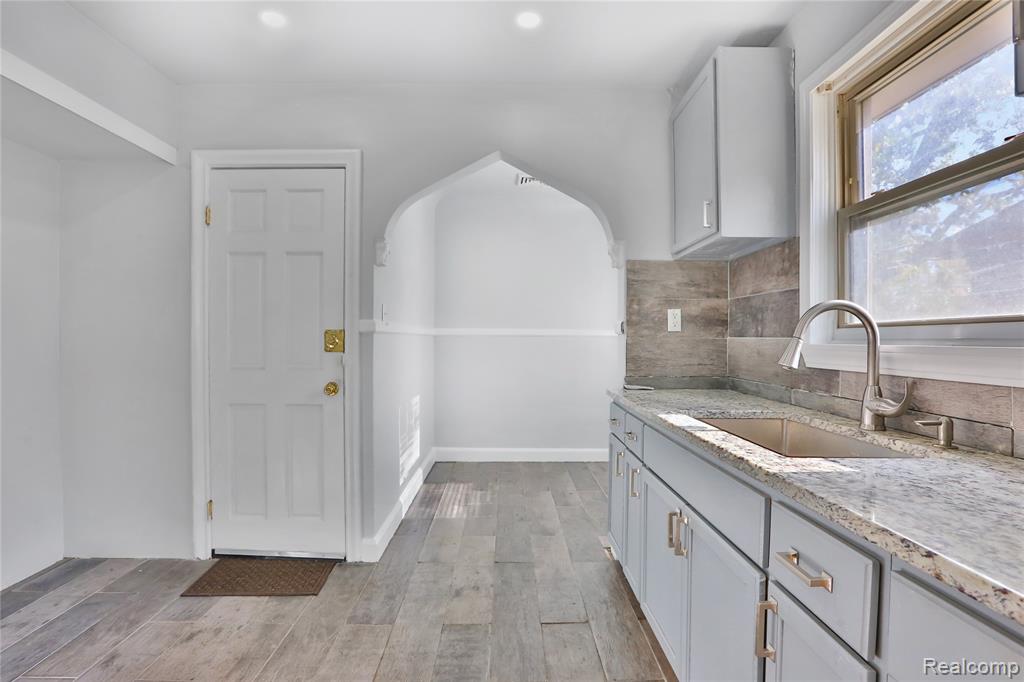 4850 Grayton Street, Detroit, MI 48224 — Photo 18