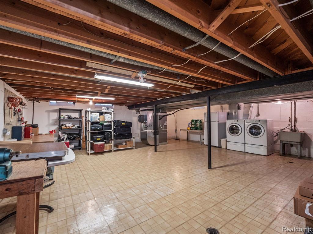 5562 ABINGTON Road, West Bloomfield, MI — Photo 28