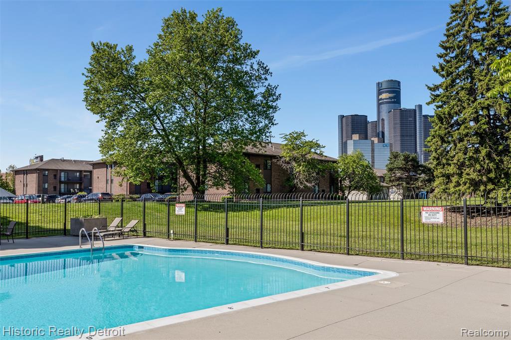 1300 E Lafayette Street, 2211, Detroit, MI 48207 — Photo 28