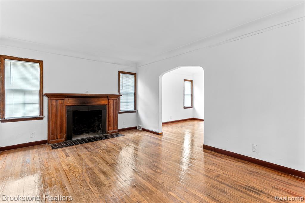 11644 Sussex Street, Detroit, MI 48227 — Photo 8