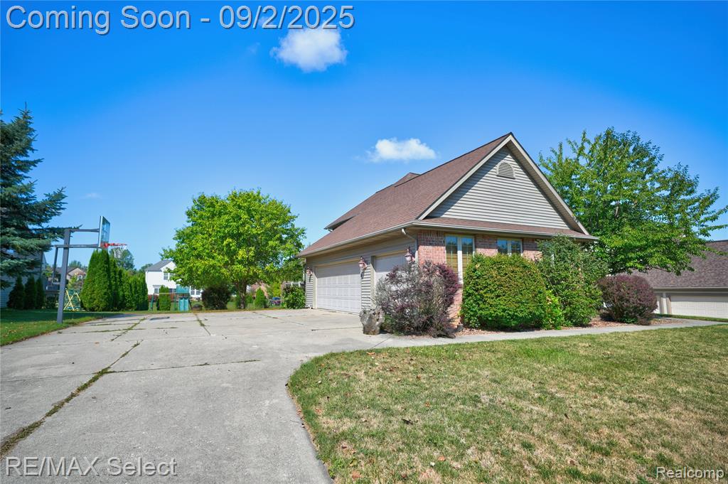 8468 Cranbrook Drive, Grand Blanc, MI 48439 — Photo 67