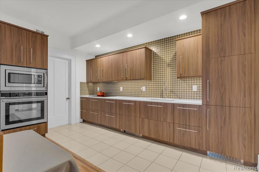 615 W Hancock Street, 202, Detroit, MI 48201 — Photo 13