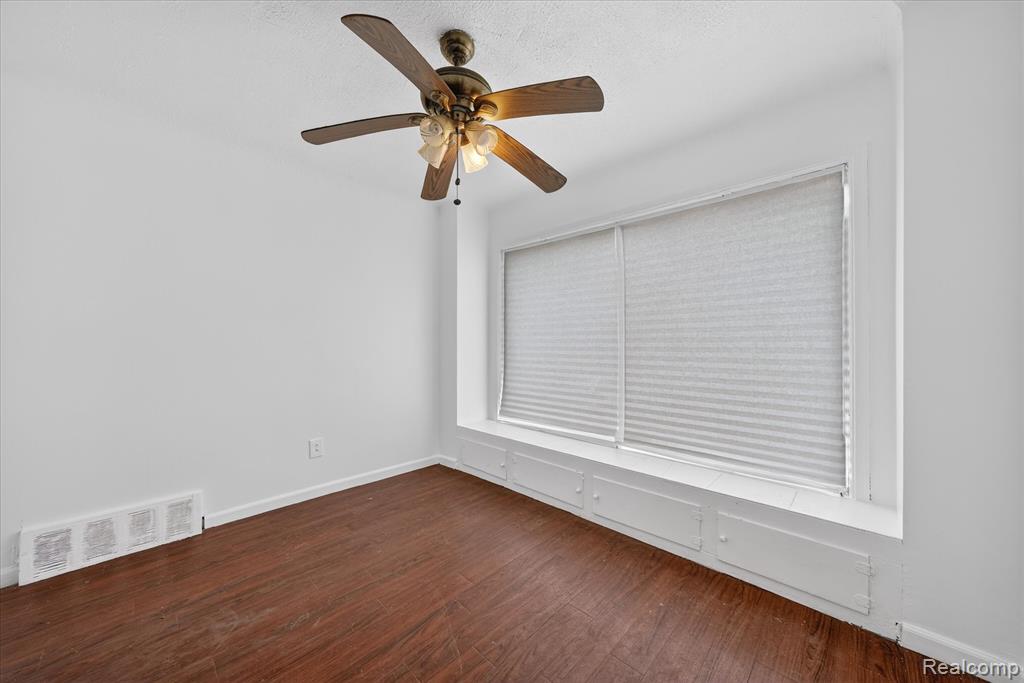 9178 Sussex Street, Detroit, MI 48228 — Photo 25