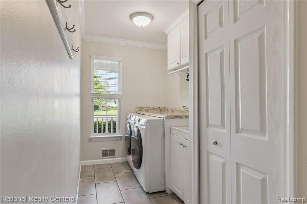 11459 Appaloosa Trail, Pinckney, MI 48169 — Photo 16