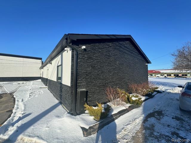 111 W Genesee Street - Photo 3