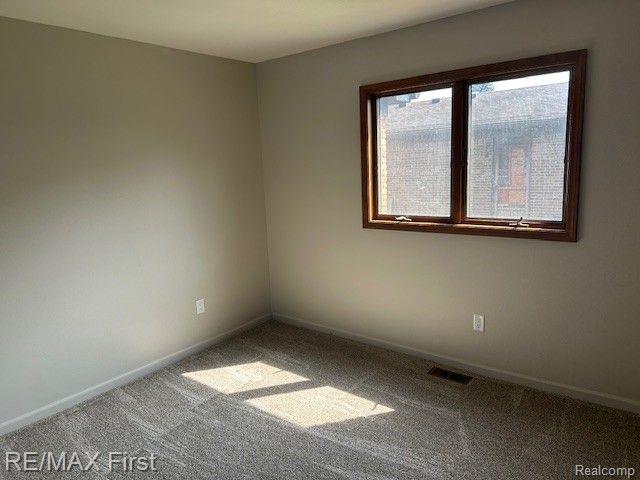40015 VACHON Drive, Sterling Heights, MI 48313 — Photo 22