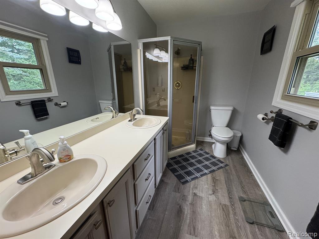 5851 Kingfisher Lane, Clarkston, MI — Photo 37