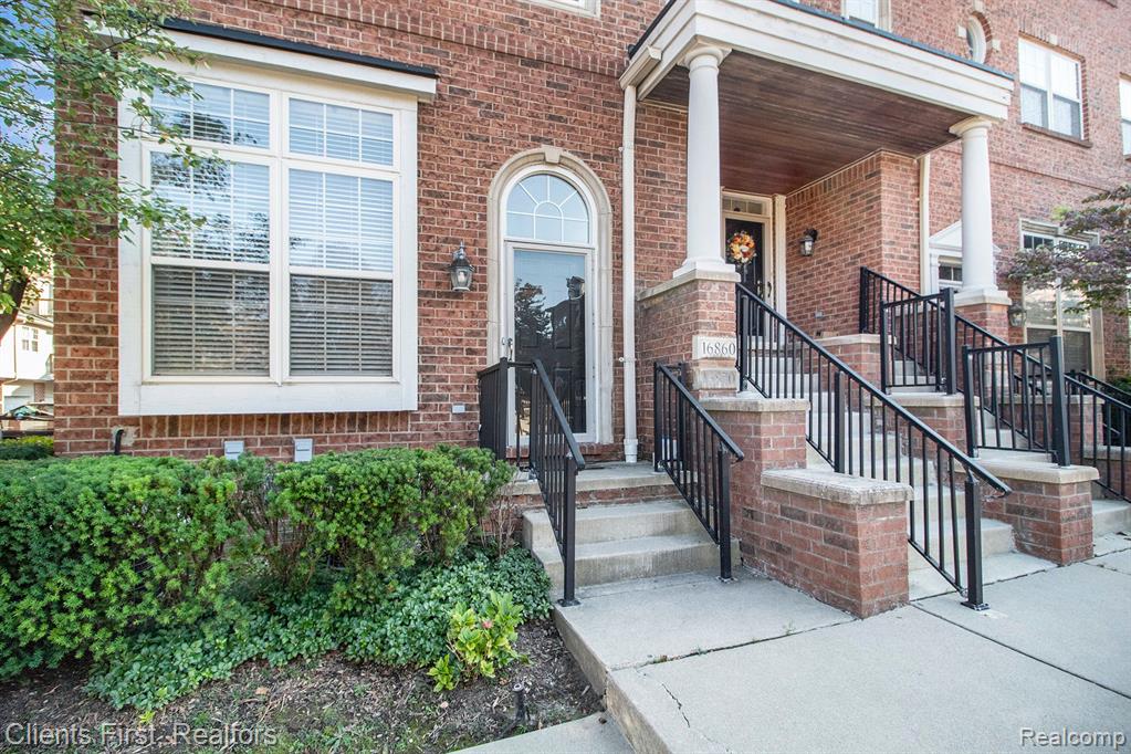 16870 FARMINGTON Road, Livonia, MI 48154 — Photo 3