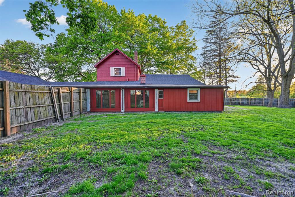 864 Hogsback Road, Mason, MI 48854 — Photo 12