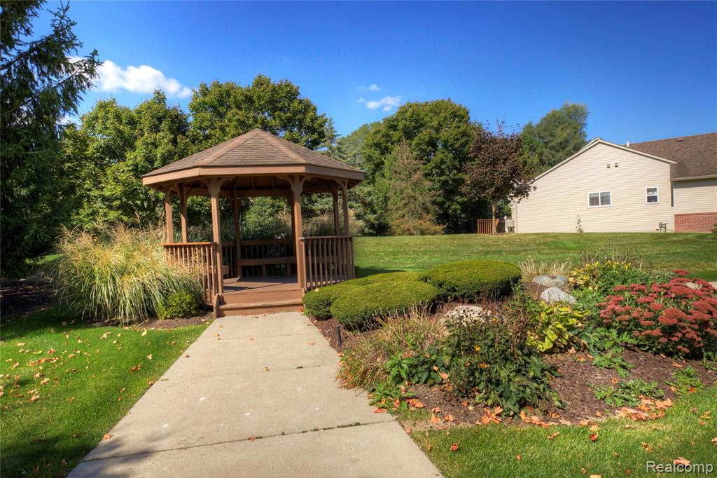 326 Redmaple Lane, 365, Brighton, MI 48116 — Photo 22