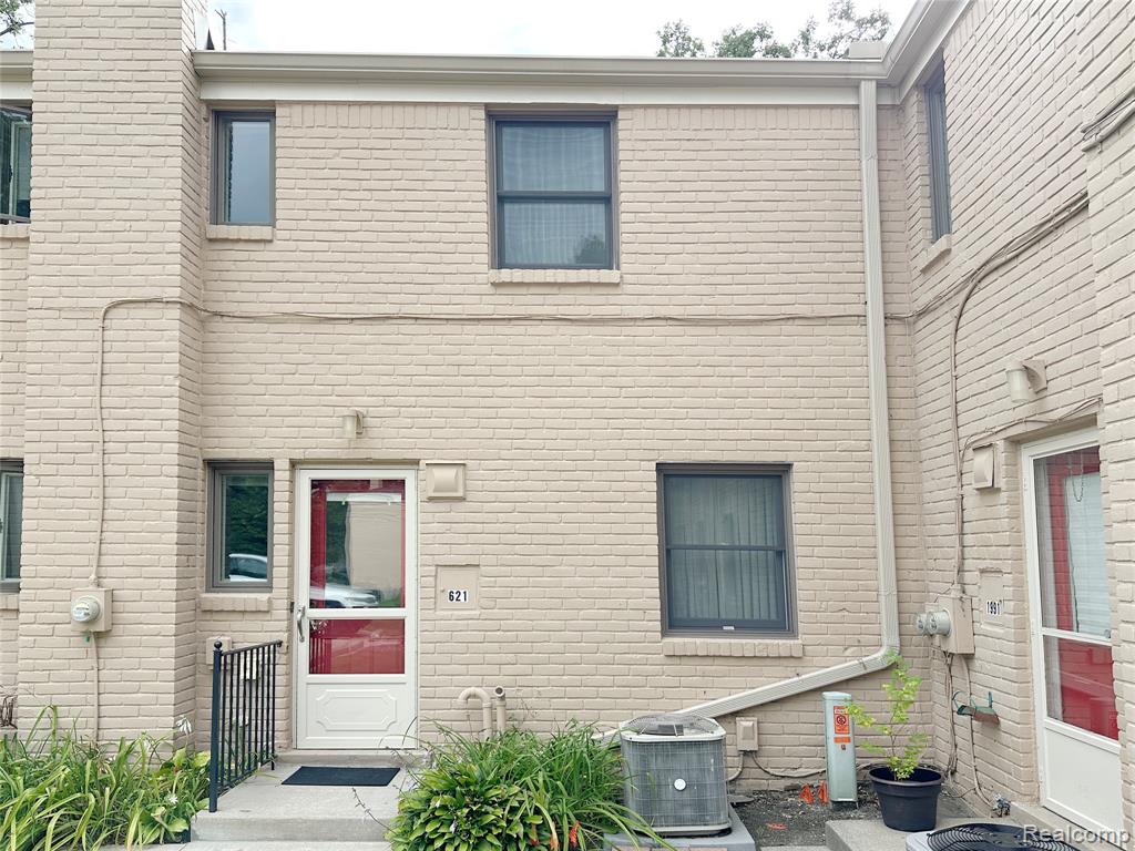 621 N Eton Street, Birmingham, MI 48009 — Photo 25