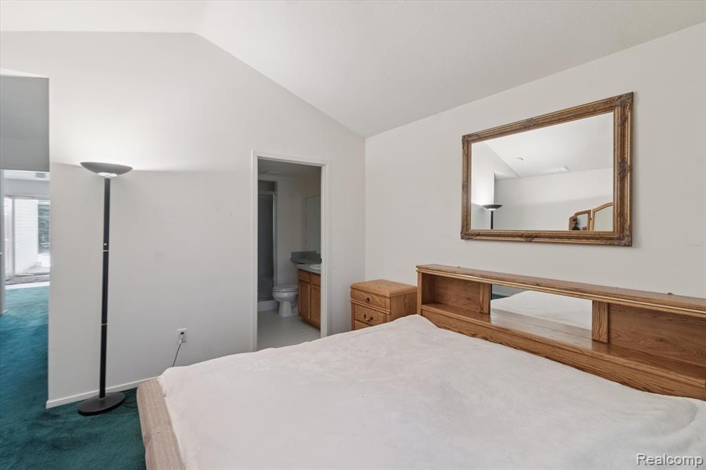 6541 Pembrook Drive, Westland, MI — Photo 12