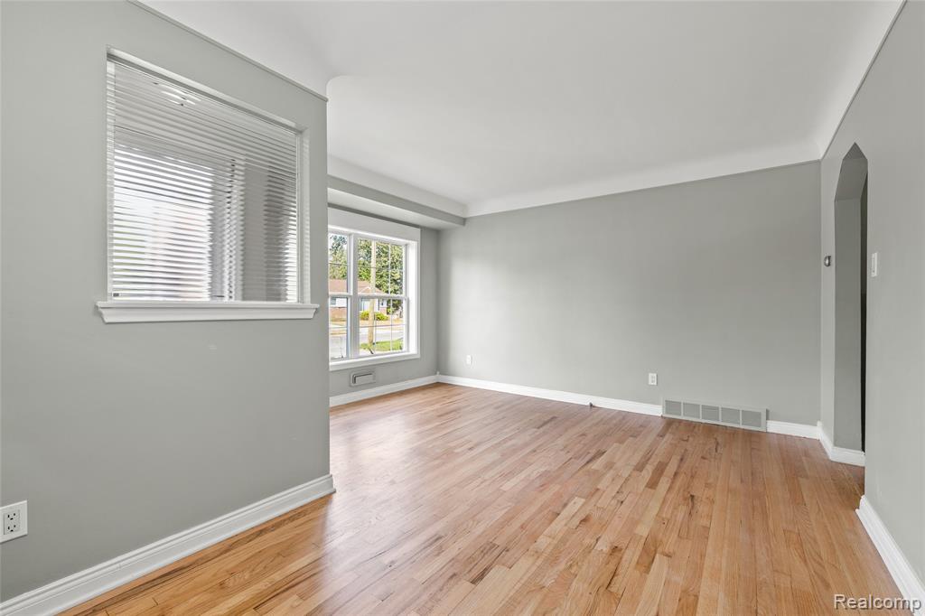 26251Somerset Somerset Drive, Inkster, MI 48141 — Photo 5
