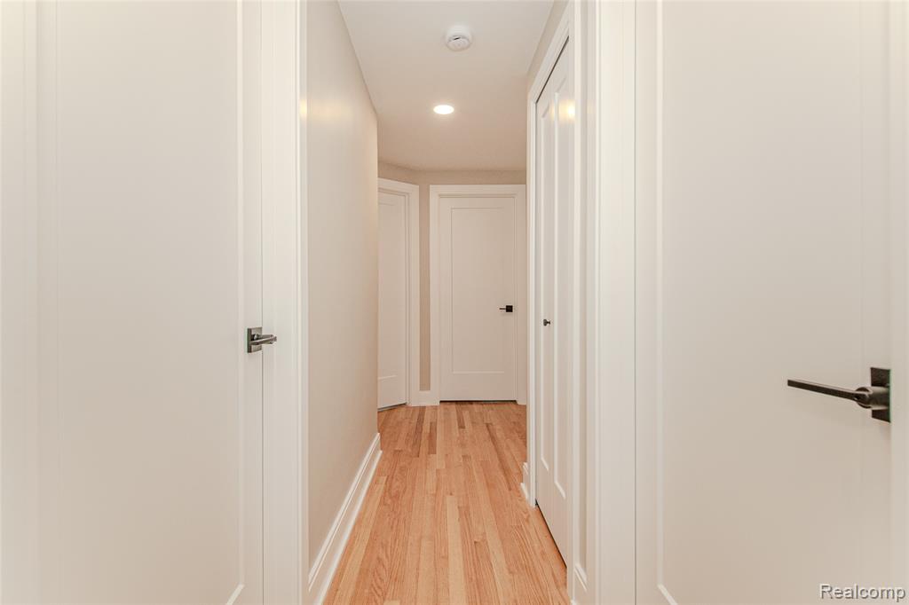 21993 Riverview Drive, Beverly Hills, MI 48025 — Photo 46