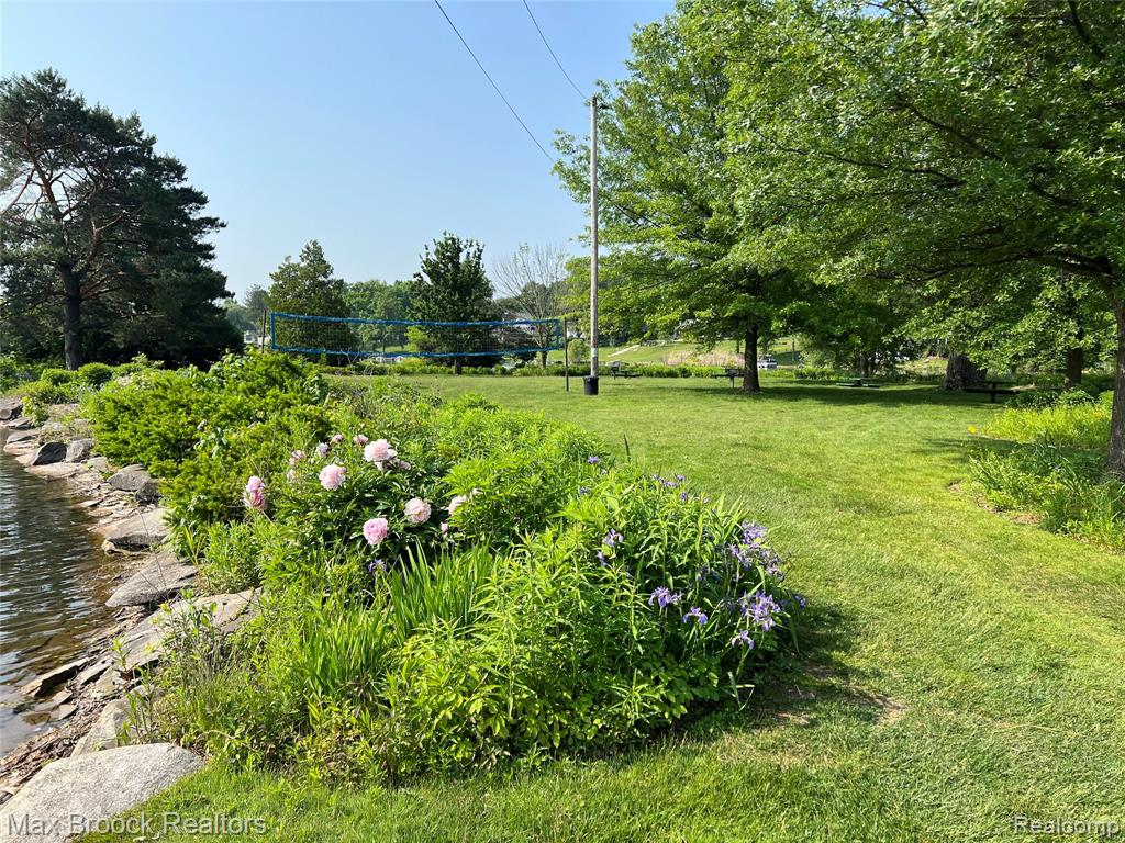 5130 Deep Wood Road, Bloomfield Hills, MI 48302 — Photo 81