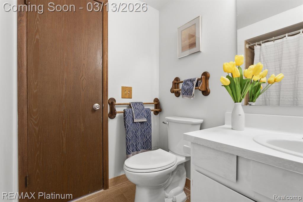 834 Abbey Lane, Milford, MI 48381 — Photo 24