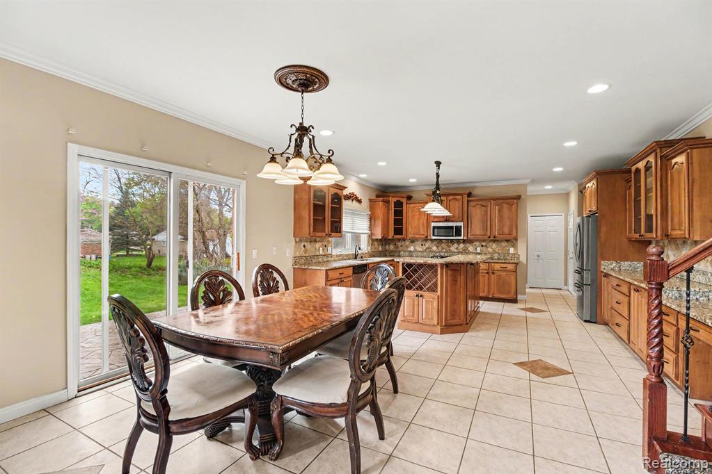 6929 Dakota Drive, Troy, MI 48098 — Photo 18