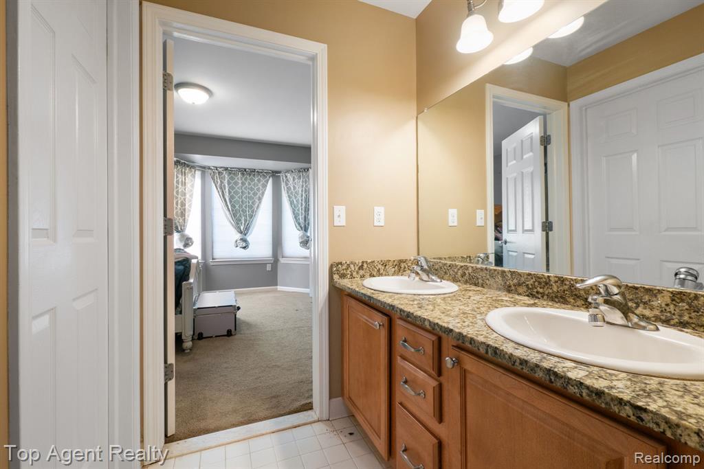 48869 Woodson Way, Canton, MI 48187 — Photo 34